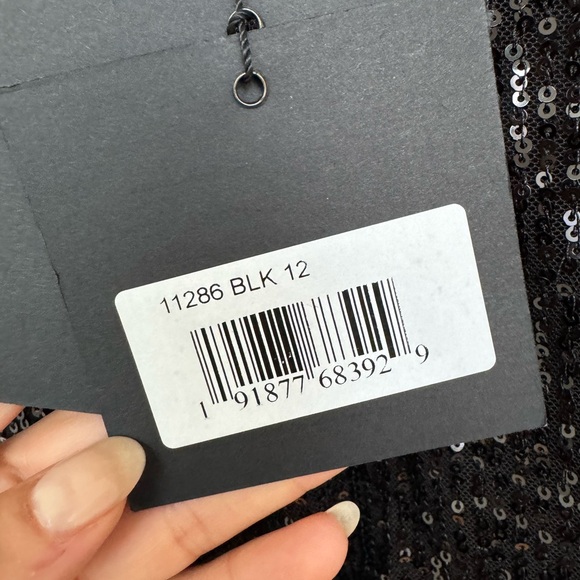 Ordered for an event and decided to go with another option. Brand new - Picture 8 of 8